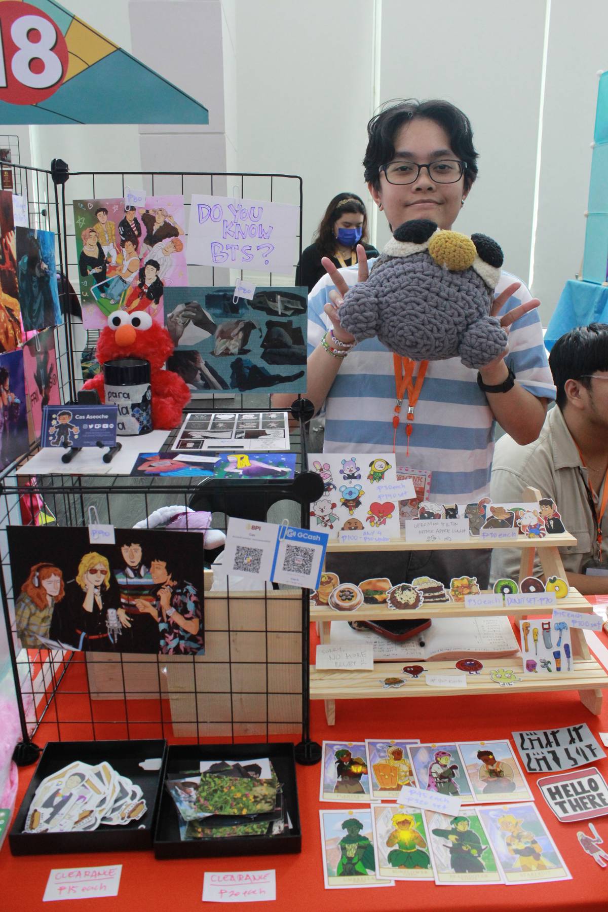 Cas Aseoche (@aseocheviix on IG) at the Artist Alley of the DrawINK Convention.